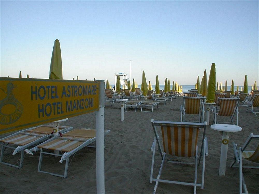 Hotel Manzoni Лидо-ди-Езоло Экстерьер фото